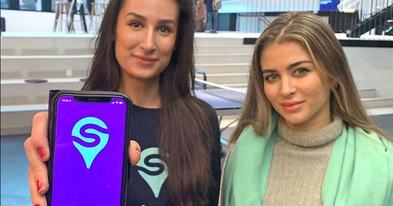 Hana Colakovic og Michelle Sæther viser Svippin-appen (Midtsiden)